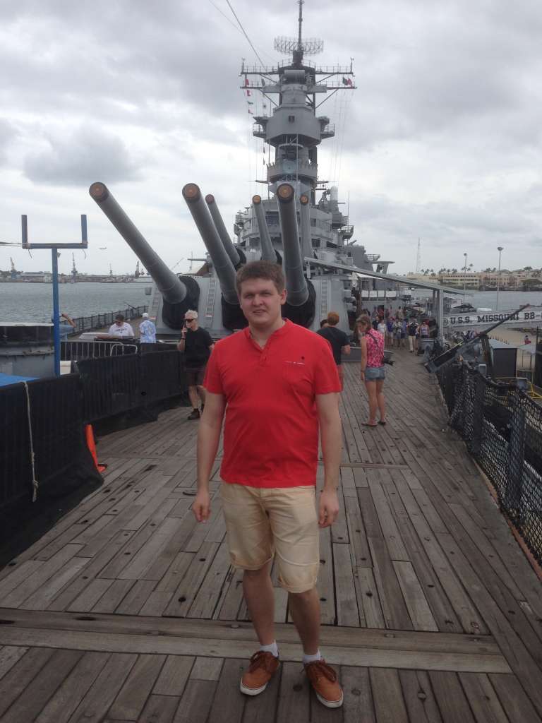Линкор USS Missouri.