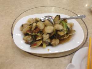2 usd за тарелочку вкусностей.